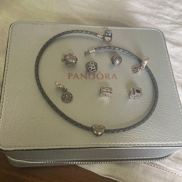 Pandora silver gray bracelet 7 pendants and box - Picture 1 of 11